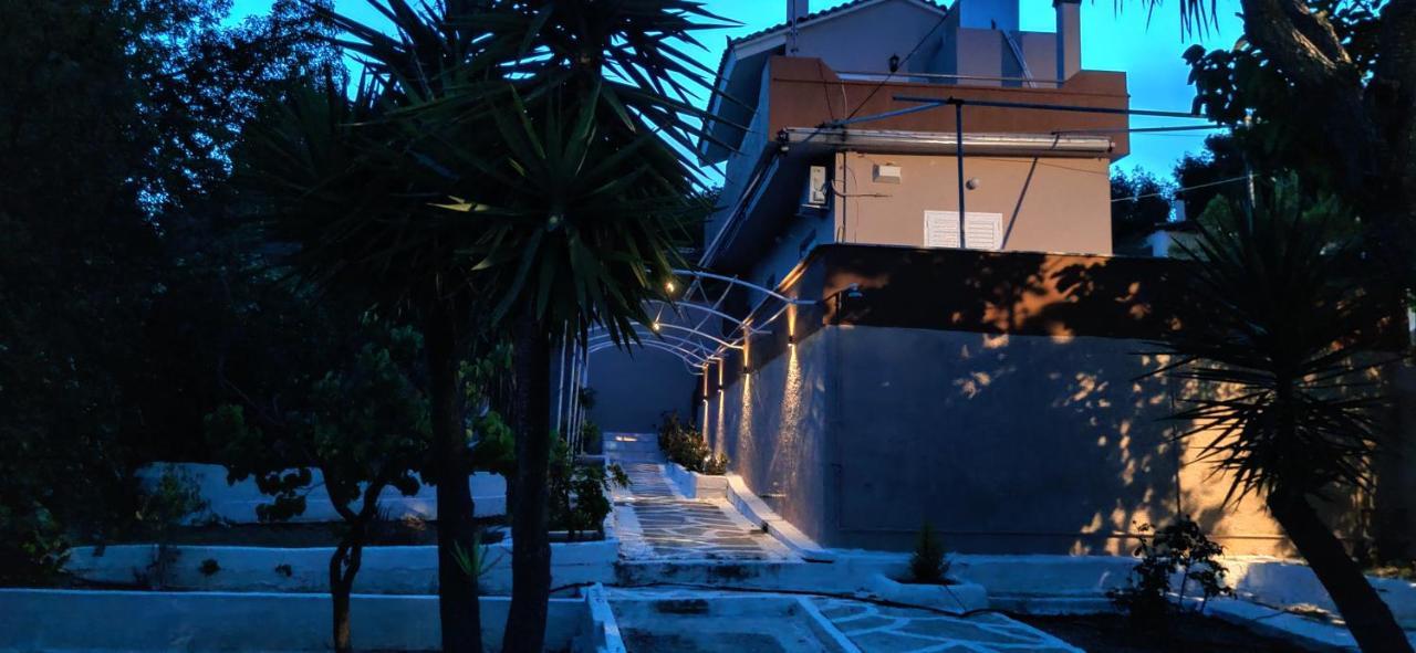 Penthouse Studio Next To The Sea Salamís Exteriér fotografie